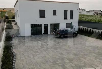 Casă cu 4 camere cu Canalizare în Central - 6