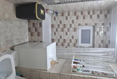 Apartament cu 3 camere decomandat în Tineretului - 3