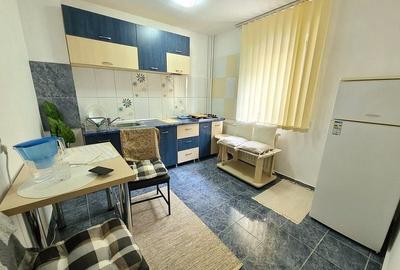 Garsonieră decomandată în Vitan - 4