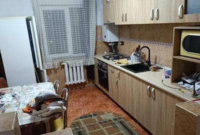 Apartament cu 2 camere semidecomandat în Central - 1