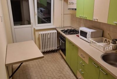 3 Camere | Universitate | 1980 | 2 minute metrou | Balcon - 9