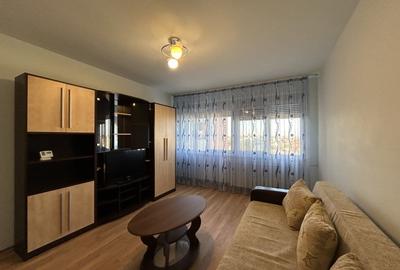 Apartament 2 camere, decomandat, etajul 7, lift, zona Circumvalatiun - 1