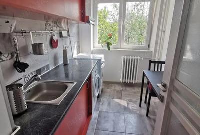 Apartament cu 2 camere semidecomandat în Drumul Taberei
