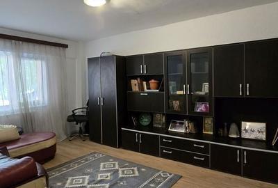 Apartament cu 3 camere decomandat în Vitrometan - 4