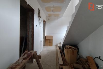 Casă individuală cu 8 camere cu Garaj în Săcălaz - 21