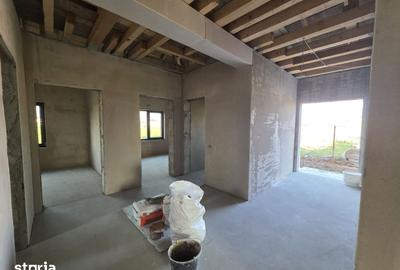 Casă cu 4 camere cu Teren 500 Mp în Cumpăna - 9