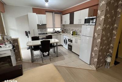 Apartament cu 3 camere în Unirea - 3
