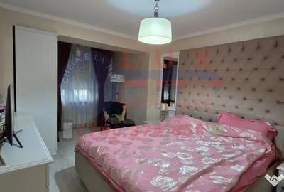 Apartament cu 3 camere decomandat în Babadag - 13