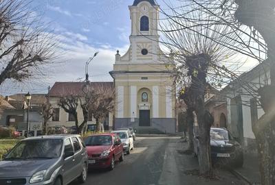 Garsonieră decomandată în Central - 8