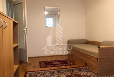 Apartament cu 2 camere semidecomandat, mobilat în Complex Studențesc