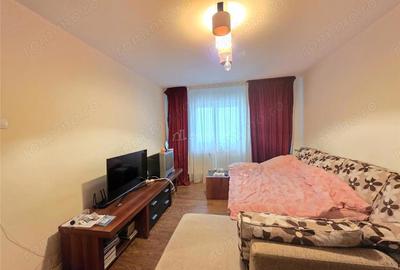 Apartament cu 4 camere decomandat în Crângași - 4