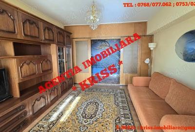 Apartament cu 2 camere decomandat în Frații Golești - 10