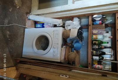 Apartament cu 3 camere semidecomandat în Onești - 4