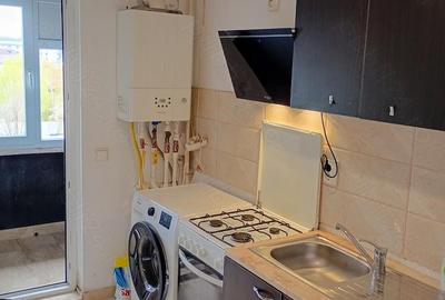 Garsonieră decomandată în Roșu - 7