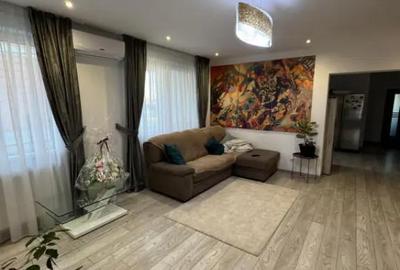 Casă cu 7 camere cu Teren 670 Mp în Săsar - 9