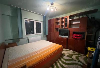 Apartament cu 2 camere decomandat în UTA - 2