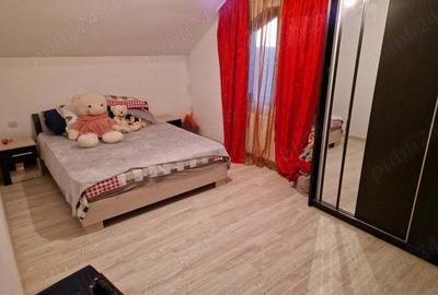 Casă cu 6 camere cu Teren 530 Mp în Pielești - 2
