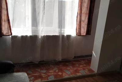 Garsonieră decomandată în Central - 2