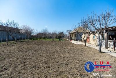 Casă cu 3 camere cu Teren 1461 Mp în Ceamurlia de Jos - 2