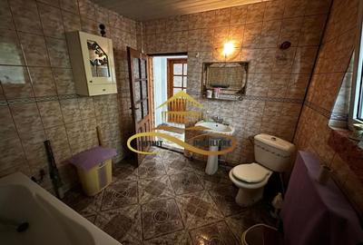 Casă individuală P+M în cartierul CFR Bacău 500 mp teren - 14