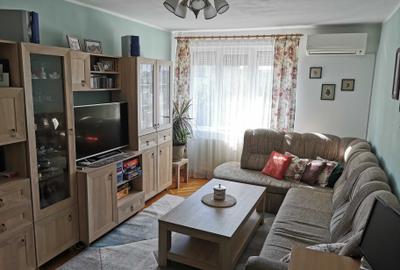 Apartament cu 4 camere decomandat în Sânmartin - 2