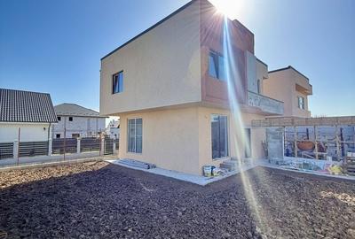 Casă cu 4 camere în Valu lui Traian