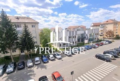 Apartament cu 3 camere decomandat în Ștrand - 1