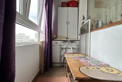 Drumul Taberei, str Valea Rosie, Bloc tip Z, bucatarie 9mp - 9