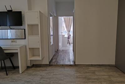 Apartament cu 3 camere semidecomandat, mobilat în Central - 3