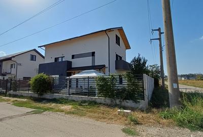 Casă cu 5 camere cu Teren 410 Mp în Măgurele - 5
