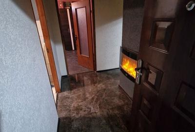 Apartament cu 3 camere în Central - 2
