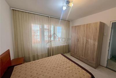 Apartament cu 2 camere semidecomandat în Podu Roș - 6