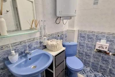 Apartament cu 3 camere decomandat în Plăvăț II - 1