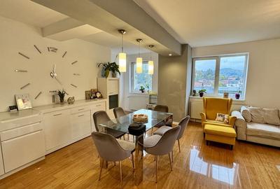 Apartament luminos cu 3 camere, complet mobilat, vedere panoramică spre Tâmpa - 3