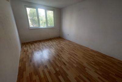 Garsoniera de vanzare Tiglina I - 3