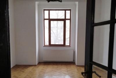 Apartament cu 3 camere semidecomandat în Moșilor - 4