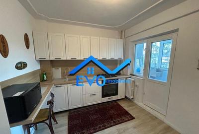Apartament cu 3 camere, decomandat, doua bai, etajul 2, zona