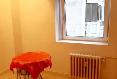 Apartament cu 3 camere decomandat, mobilat în P-ța Muncii - 7