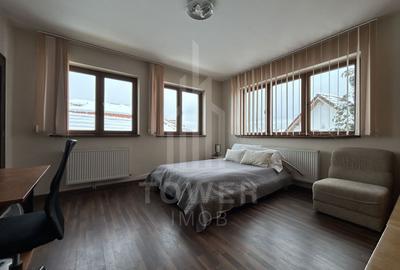 De închiriat Etaj + Mansardă 180 mp | 7 Camere cu 7 Băi | Lupeni - 1