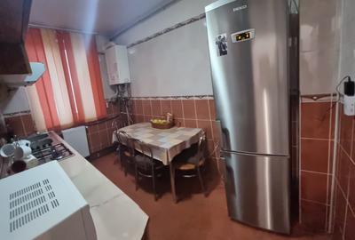 Vanzare apartament 2 camere confort 1  zona Vlahuta - 5