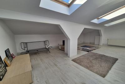 Apartament cu 3 camere semidecomandat, mobilat în Străulești - 16