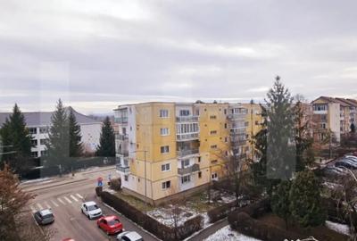 Apartament cu 5 camere decomandat în Central - 3