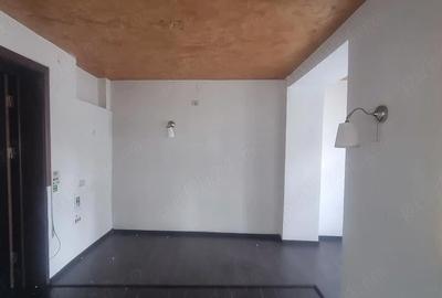 Spațiu comercial, de 100 mp, în Ultracentral - 1