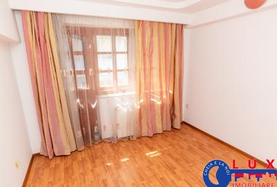 Casă cu 4 camere cu Teren 110 Mp în Central - 36