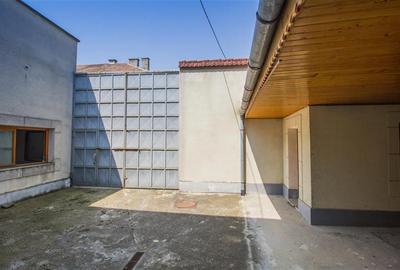 Casă cu 8 camere cu Teren 500 Mp în Exterior Est - 22