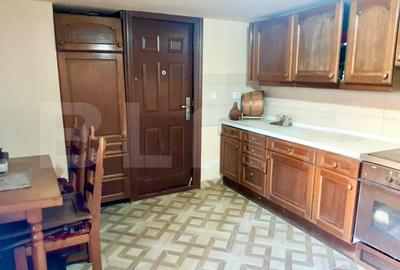 Casa de vanzare cu curte si anexe, teren 1253 mp, Berghin - 2