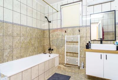 Casa individuala, 6 dormitoare, comision 0%, Intre Lacuri - 20