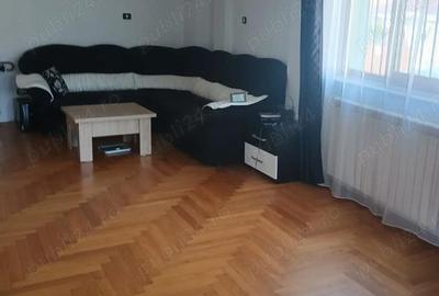 Casă cu 6 camere cu Canalizare în Dacia - 2