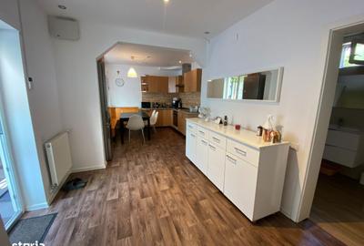 Casă cu 3 camere în Central - 2