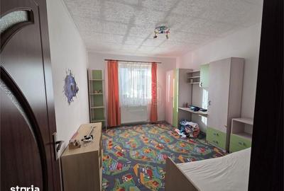 Apartament cu 3 camere decomandat în Central - 2